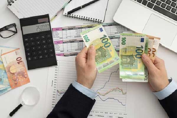 越南考虑将航空公司外资持股上限提高至49%
