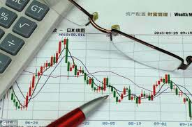 特朗普称考虑援引北约第五条让北约保护美国南部边境